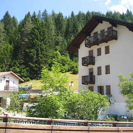 Casa Alpina Sant'apollinare פלקאדה