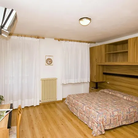 Casa Alpina Sant'apollinare פלקאדה