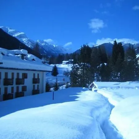 Casa Alpina Sant'apollinare * Falcade
