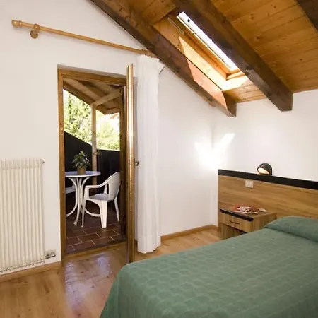 Casa Alpina Sant'apollinare Hotel *