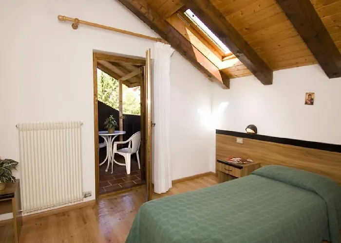 Casa Alpina Sant'apollinare Hotel *